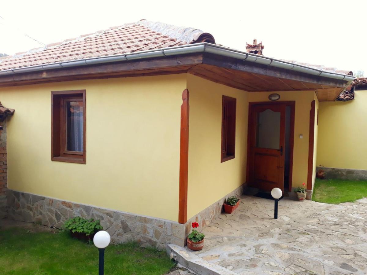 Sarafova Guest House Koprivštica Exteriér fotografie